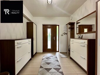 TRNAVA REALITY - Na predaj zariadený 5-izbový RD Leopoldov N - 7