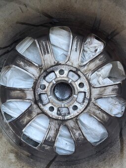 Hliníkové disky VW vr. zimne pneu 5X112, 6,5JX16 ET50. - 7