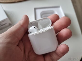 Apple AirPods A2032 A2031 A1602 - 7