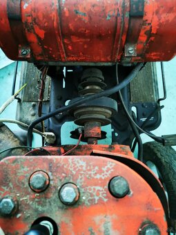 Predám nefunkčný malotraktor, lacno. - 7