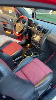 Predám Ford Fiesta ST150, 2.0i 110kW, 2005, 190 000 km - 7