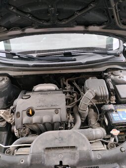 Kia ceed 1.4 77kw 2009 - 7