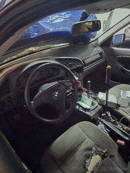 Bmw e36 sedan - 7