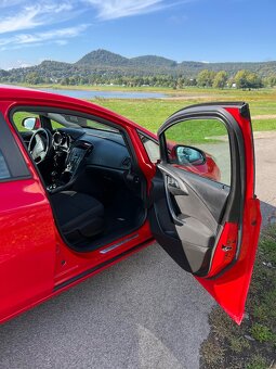 Opel Astra 2010 - 7