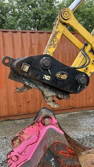 Na prodej: Pásové rypadlo KOMATSU PC240 LC-10 (2016) - 7