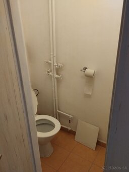 1-izbový byt na prenájom pri BB - 7