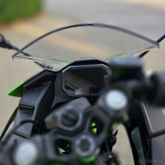 Kawasaki Ninja 500 SE zelená 2025 - 7