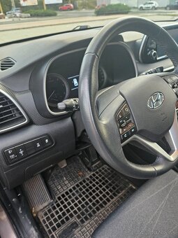 Hyundai tucson 4x4 - 7