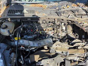 Ford kuga mk2 2,0tdci 4x4 automat 2019rok - 7