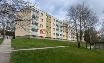 PREDAJ: 1 izbový byt 31,50 m2, 2/3 posch. Ďumbierska, B. Bys - 7