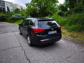 Kia Ceed SW 1.6 crdi - vozidlo je rezervované - 7