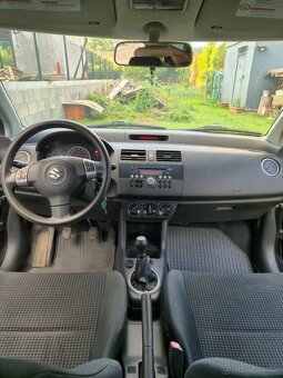Suzuki swift 1.3 67.5kw 2008 - 7