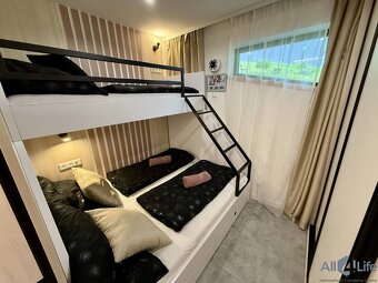 APARTMÁN - Komplet na mieru moderne zariadený s terasou v Hr - 7