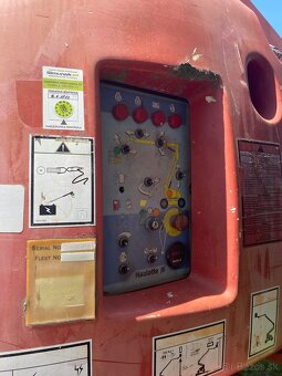 Jazdená kĺbová pracovná plošina Haulotte 20 metrov - 7