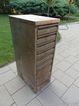 Plechové skrine - 7