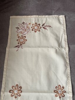 Retro vyšívaný behúň - 7