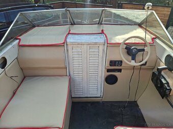 🚤 Predám Loď - štýlový motorový čln – pripravený na leto ☀️ - 7