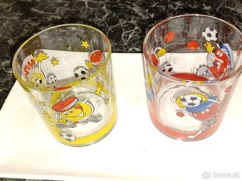 Predáme  poháre  a tácku. - 7