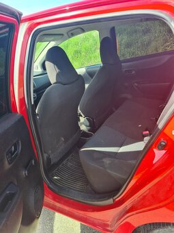 Toyota yaris - 7
