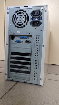 Predám retro pc skrinku - 7