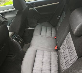 ŠKODA OCTAVIA II combi 2.0 103kw 4x4 - 7