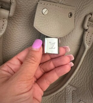 Louis Vuitton kabelka - 7