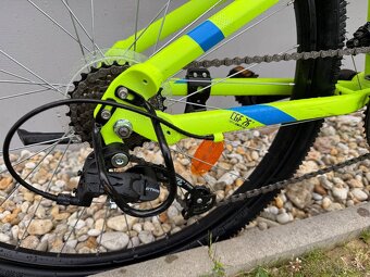Krásny Rockrider ST100 26” ako nový + svetlá + zámok - 7
