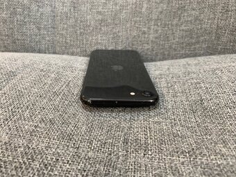iPhone SE 2020 128GB (plne funkčný) - 7