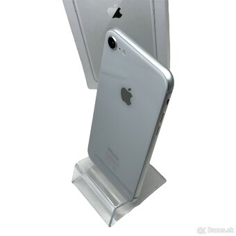 Apple iPhone 8 64 GB Silver - 100% Zdravie batérie - 7