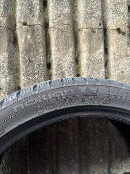 255/35 R19 Nokian zimne pneumatiky - 7