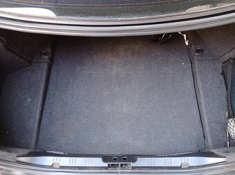 Rozpredám BMW E60 520D LCI M-packet 130kW. - 7