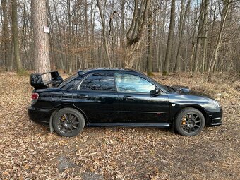 Subaru Impreza wrx sti - 7