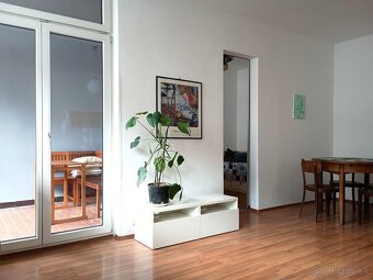 Prenájom 4-izbového bytu v centre Bratislavy, Kováčska ulica - 7