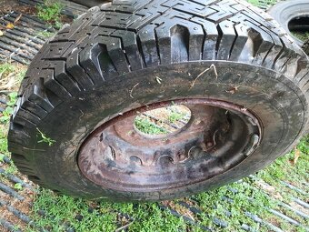 Disky tatra 603 a pneumatiky - 7