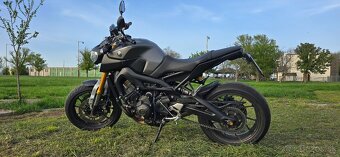 Yamaha MT 09 (2015) - 7