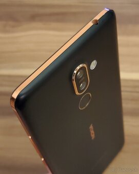 Nokia 7 Plus - 7