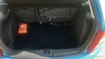 Predam Skoda Fabia 1.4 benzi r.v.2000 - 7