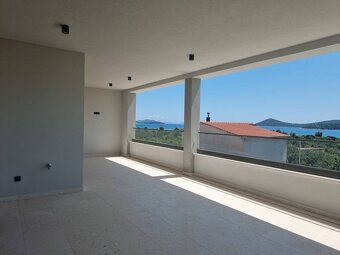 CHORVÁTSKO - Luxusné priestranné apartmány - TRIBUNJ - 7