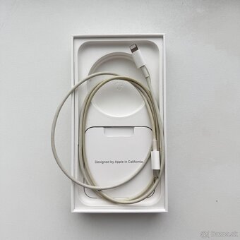 iPhone 11 - zelený - 7
