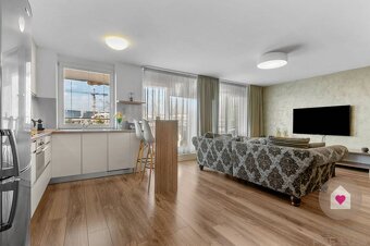 BA/RUŽINOV- 2i veľkometrážny byt s privátnym vstupom a teras - 7