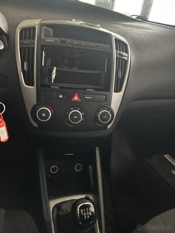 Rozpredám na diely Kia Ceed I benzín diesel automat manuál - 7