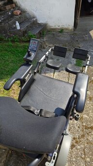 Predám elektrický invalidný vozík Puma - 7