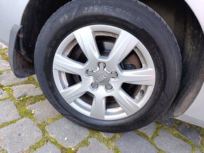 Audi A4 2.7TDI B8 140kW/190PS Automat 8 stupňov - 7