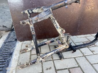 Predám RÁM motocykla, kostra JAWA ČZ 175/356 - 7