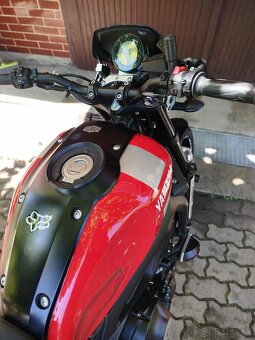 Yamaha xsr 900 - 7