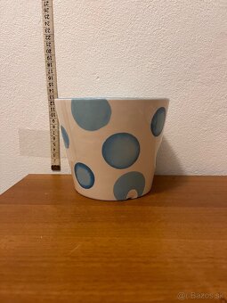 Kvetináče pekné - 7