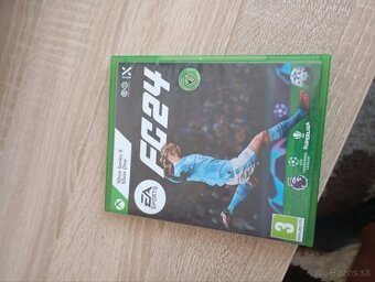 Hry na Xbox a PS 4 - 7