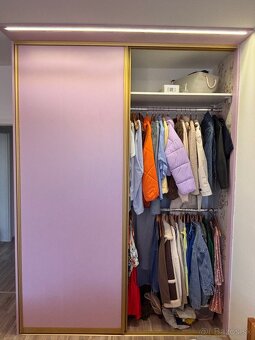 Moderná Ružová Barbie vstavaná skriňa - 7