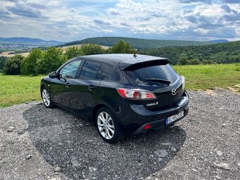 Som Mazda 3 Hatchback, diesel, 2009 a hľadám nový domov - 7