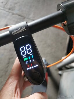 Elektricka kolobezka Ninebot by Segway D38S - 7